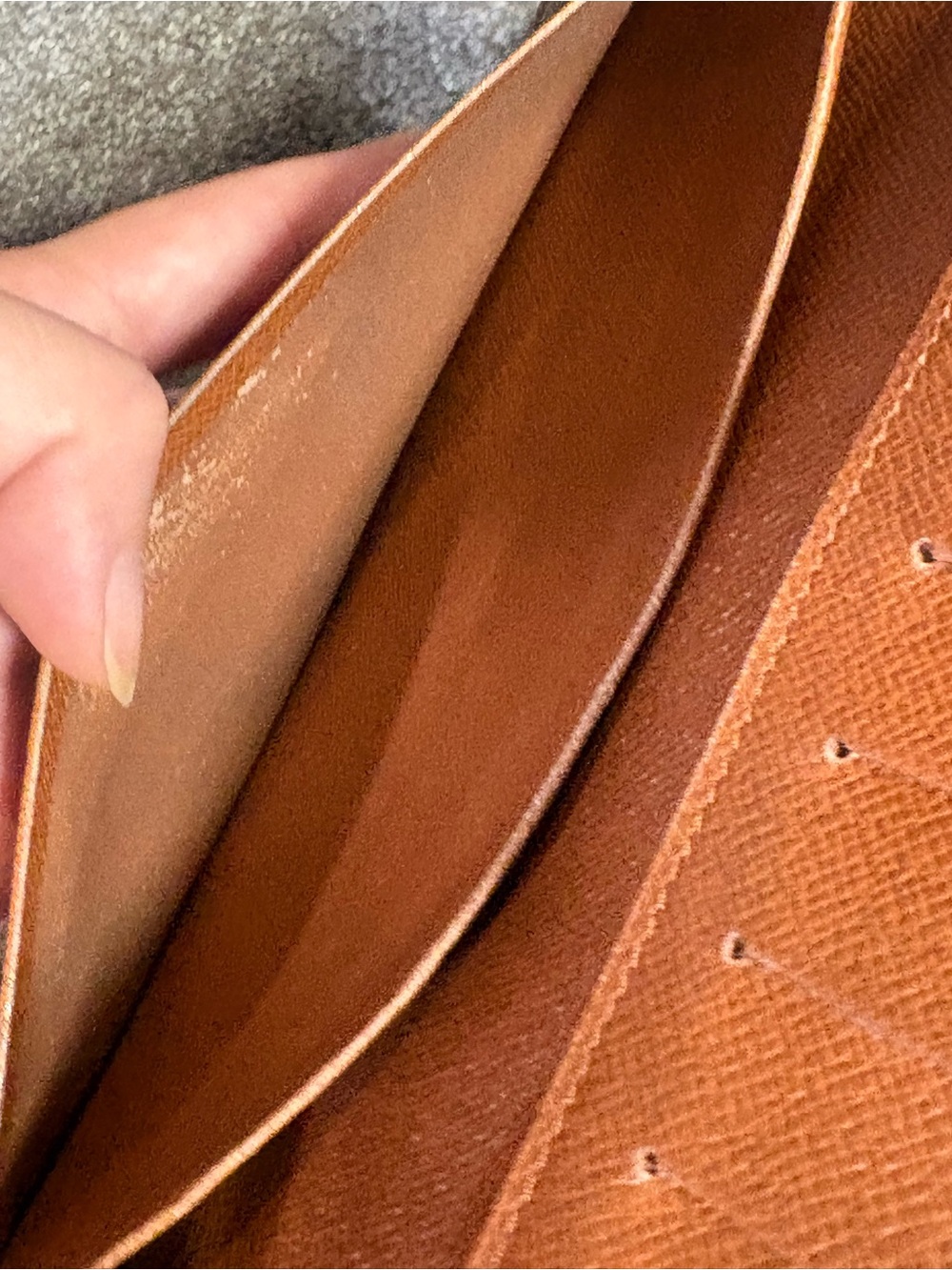 Authentic LOUIS VUITTON CREDIT CARD/CHECK-BOOK wallet - Picture 9 of 14